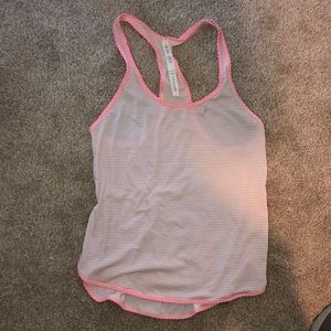 Lululemon tank